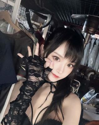 美国女演员帕梅拉自杀身亡_BD国语在线播放